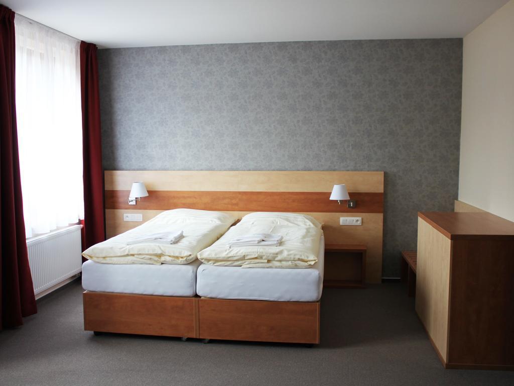 ליפובה לאזנה Hotel Toc חדר תמונה